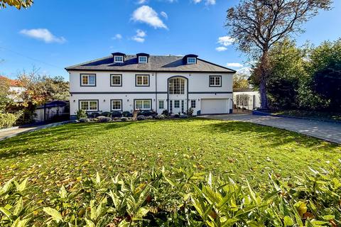 undefined, Kingswood Way, South Croydon, CR2