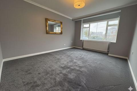 undefined, Stirling Close, Uxbridge, UB8