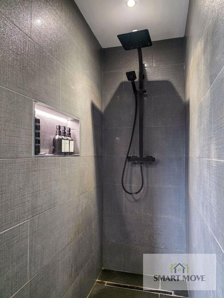 En Suite One