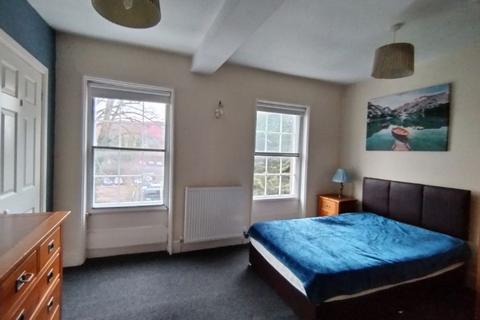 1 bedroom in a house share to rent, Wellington Parade, Gloucester