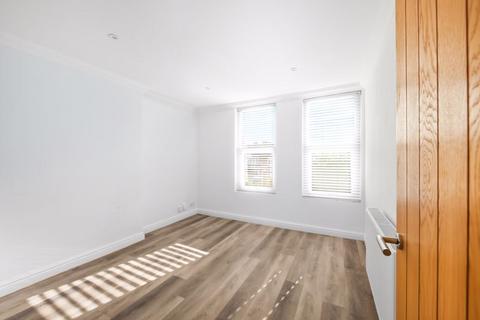 2 bedroom apartment to rent, Salisbury Road, Southsea