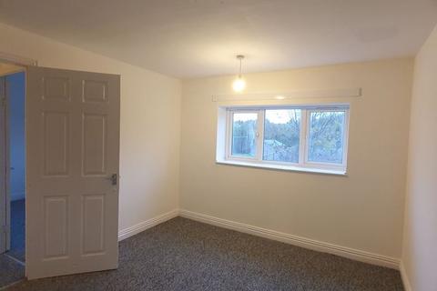 4 bedroom terraced house to rent, High Street, Atherstone