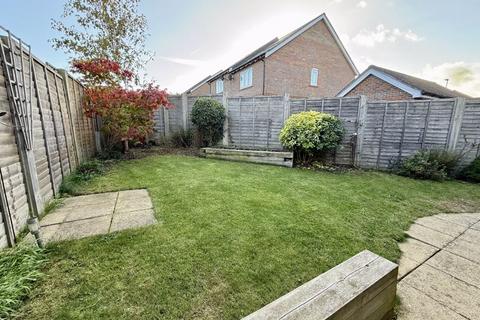 3 bedroom semi-detached house for sale, Charlwood Drive, Henfield