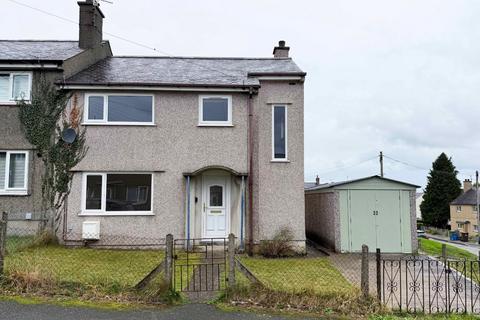 undefined, Bro Rhythallt, Llanrug, Caernarfon, Gwynedd, LL55