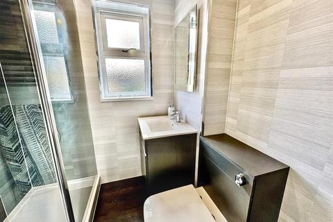 undefined, Felbrigg Avenue, Keighley, BD22 6BA