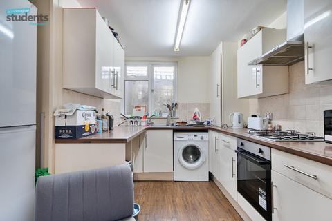 5 bedroom terraced house to rent, Edinburgh Road, East Sussex BN2