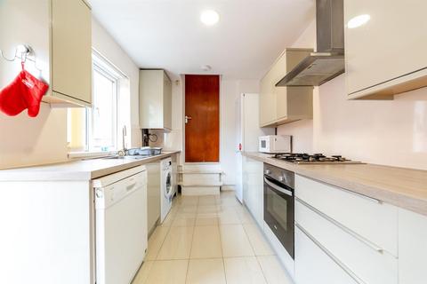 6 bedroom maisonette to rent, £135pppw - Dinsdale Road, Sandyford, NE2