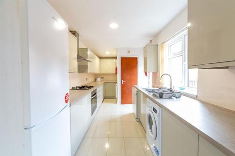 6 bedroom maisonette to rent, £135pppw - Dinsdale Road, Sandyford, NE2