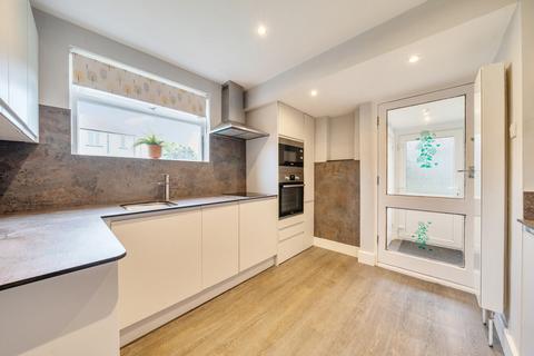 2 bedroom semi-detached house for sale, Owlcotes Gardens, Pudsey, West Yorkshire, LS28