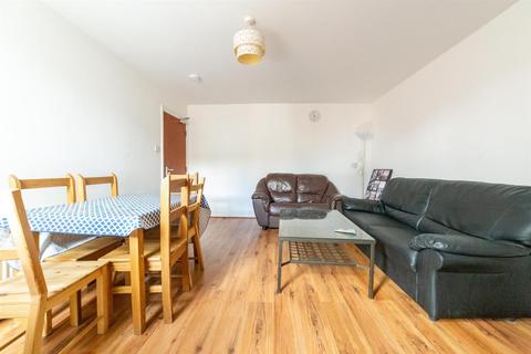 6 bedroom maisonette to rent, £135pppw - Doncaster Road, Sandyford, NE2