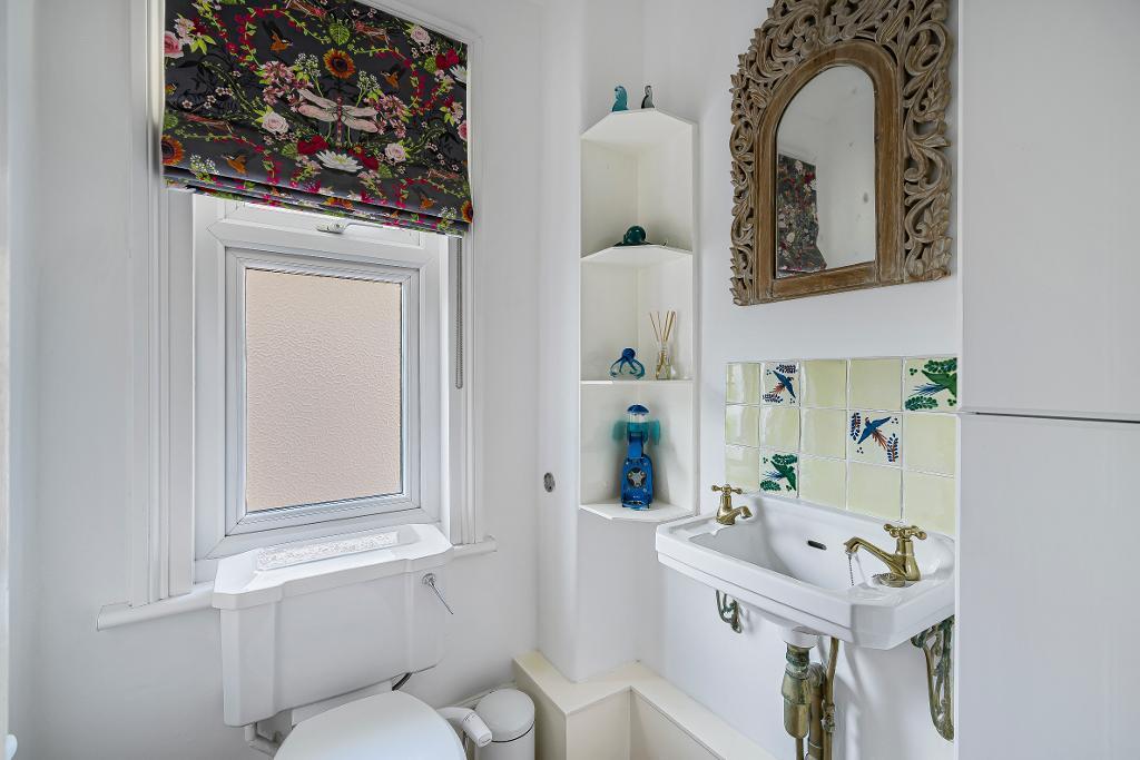 First floor cloakroom