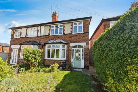 3 bedroom semi-detached house for sale, Meynell Grove, Sherwood Rise, Nottingham, NG7 7NA