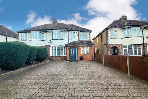 Barton Road, New Bedford Road Area, Luton, Bedfordshire, LU3 2BN