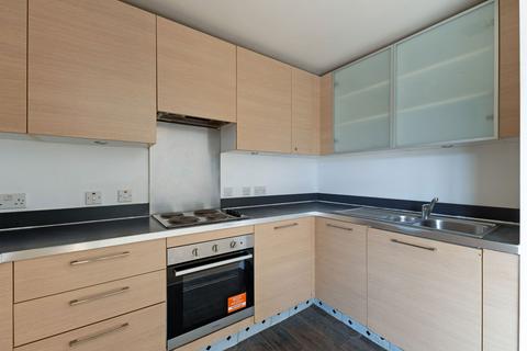 2 bedroom apartment to rent, London Road, Isleworth TW7