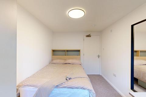 4 bedroom flat to rent, Leazes Parade, Newcastle upon Tyne NE2