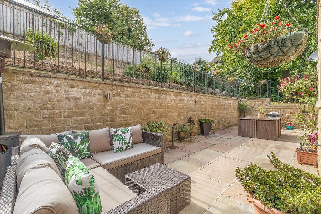 Generous Terrace