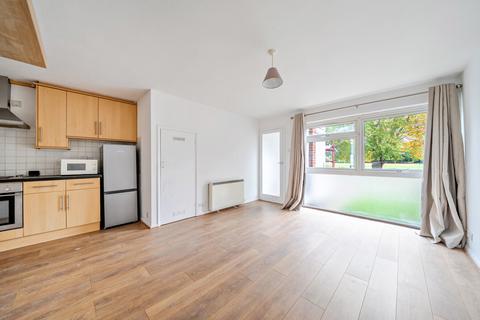 undefined, Windsor Place, Windsor Street, Chertsey