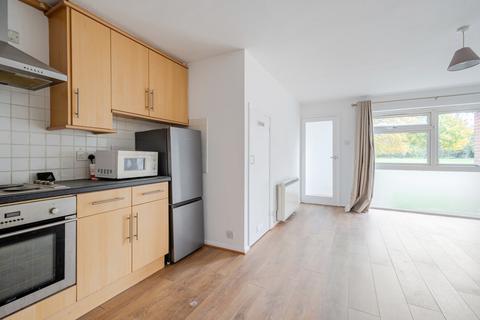 undefined, Windsor Place, Windsor Street, Chertsey