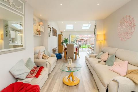 undefined, Caversham Avenue, Cheam