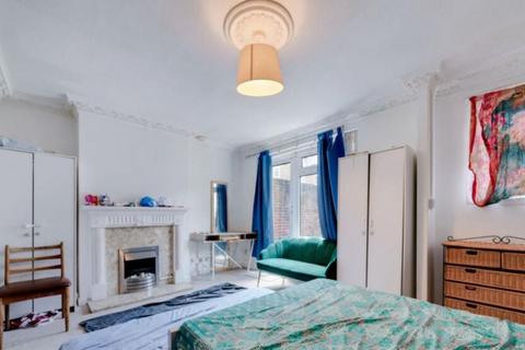 undefined, Knowlden House, Cable Street, London