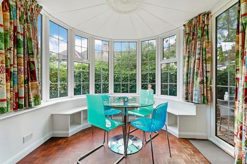 undefined, Woodside, SW19