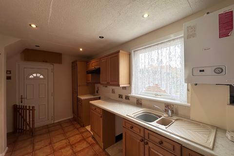 3 bedroom semi-detached house for sale, Hyde Place, Aylesham, Canterbury, Kent, CT3