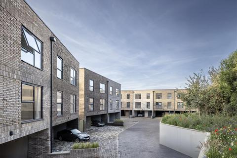3 bedroom townhouse for sale, Blatchington Road, Seaford