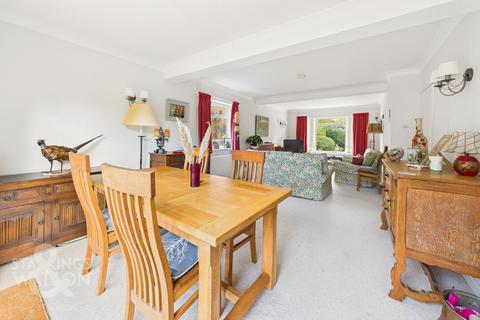 4 bedroom detached house for sale, The Street, Brooke, Norwich