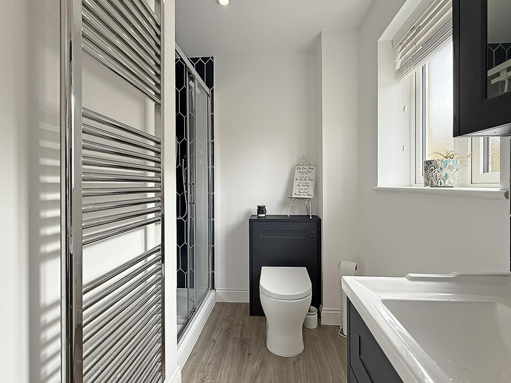 En Suite Shower Room