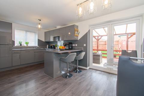 undefined, Leigh WN7