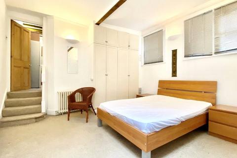 undefined, Castle Street, Reading, Berkshire, RG1