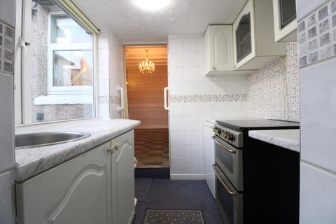 undefined, Fossway, Newcastle upon Tyne, Tyne and Wear, NE6