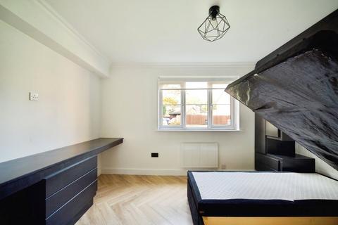 undefined, Firbank Close, Enfield EN2
