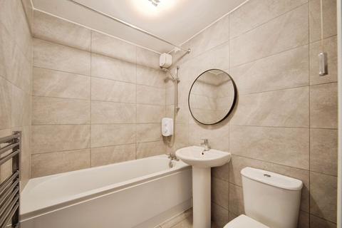 25 Firbank Close, Enfield, EN2 7ER
