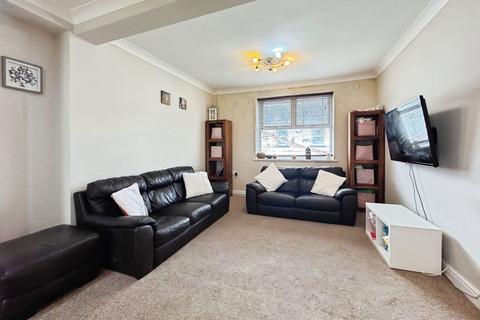 3 bedroom terraced house for sale, Brynteg, Treharris, CF46 5RF