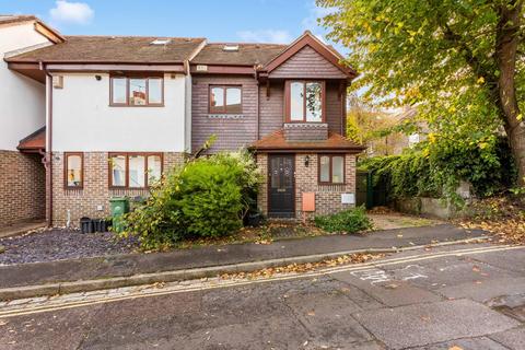 3 bedroom house for sale, Middle Road, Brighton