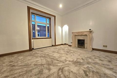 2 bedroom flat to rent, 33 Wilson Street Alexandria G83 0EG