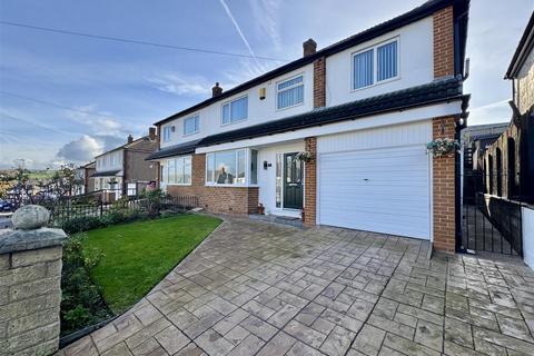 Greenside Avenue, Waterloo, Huddersfield, HD5 8QQ
