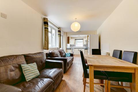 6 bedroom house to rent, Totland Road, Brighton BN2