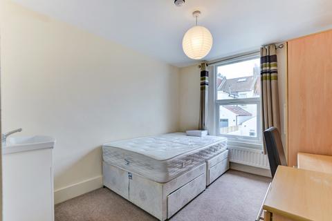 6 bedroom house to rent, Totland Road, Brighton BN2