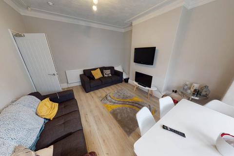 6 bedroom house to rent, Estcourt Terrace, Leeds LS6