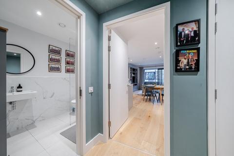 1 bedroom flat for sale, Lillie Road, Fulham, London, SW6