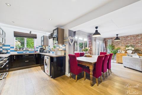 undefined, Portfield Close, Buckingham