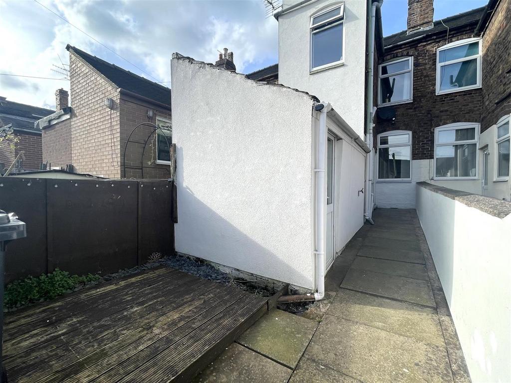 Exterior.jpeg