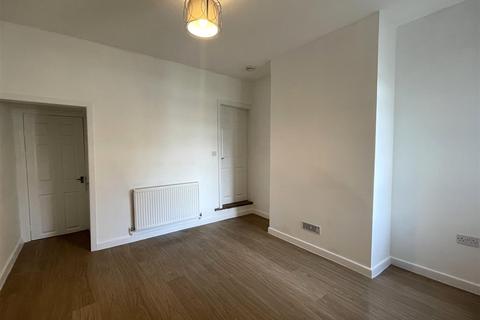 2 bedroom house to rent, Lower Mayer Street, Stoke-On-Trent ST1