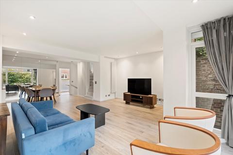 undefined, Woodsford Square, London, W14