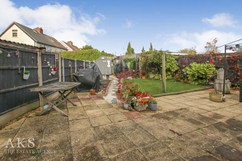 2 bedroom detached bungalow for sale, Holbrook Road, Derby DE24