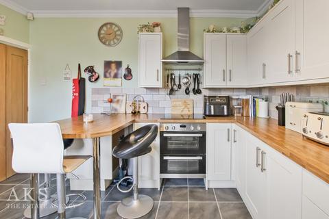 2 bedroom detached bungalow for sale, Holbrook Road, Derby DE24