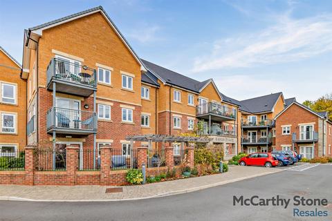 2 bedroom apartment for sale, Banks Place, Moormead Road, Wrougton, SN4 9BJ