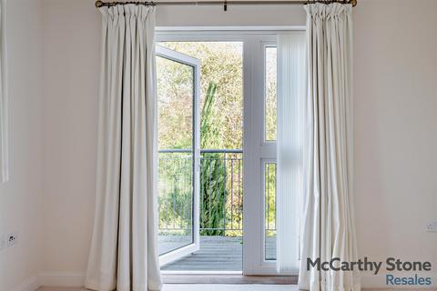 2 bedroom apartment for sale, Banks Place, Moormead Road, Wrougton, SN4 9BJ